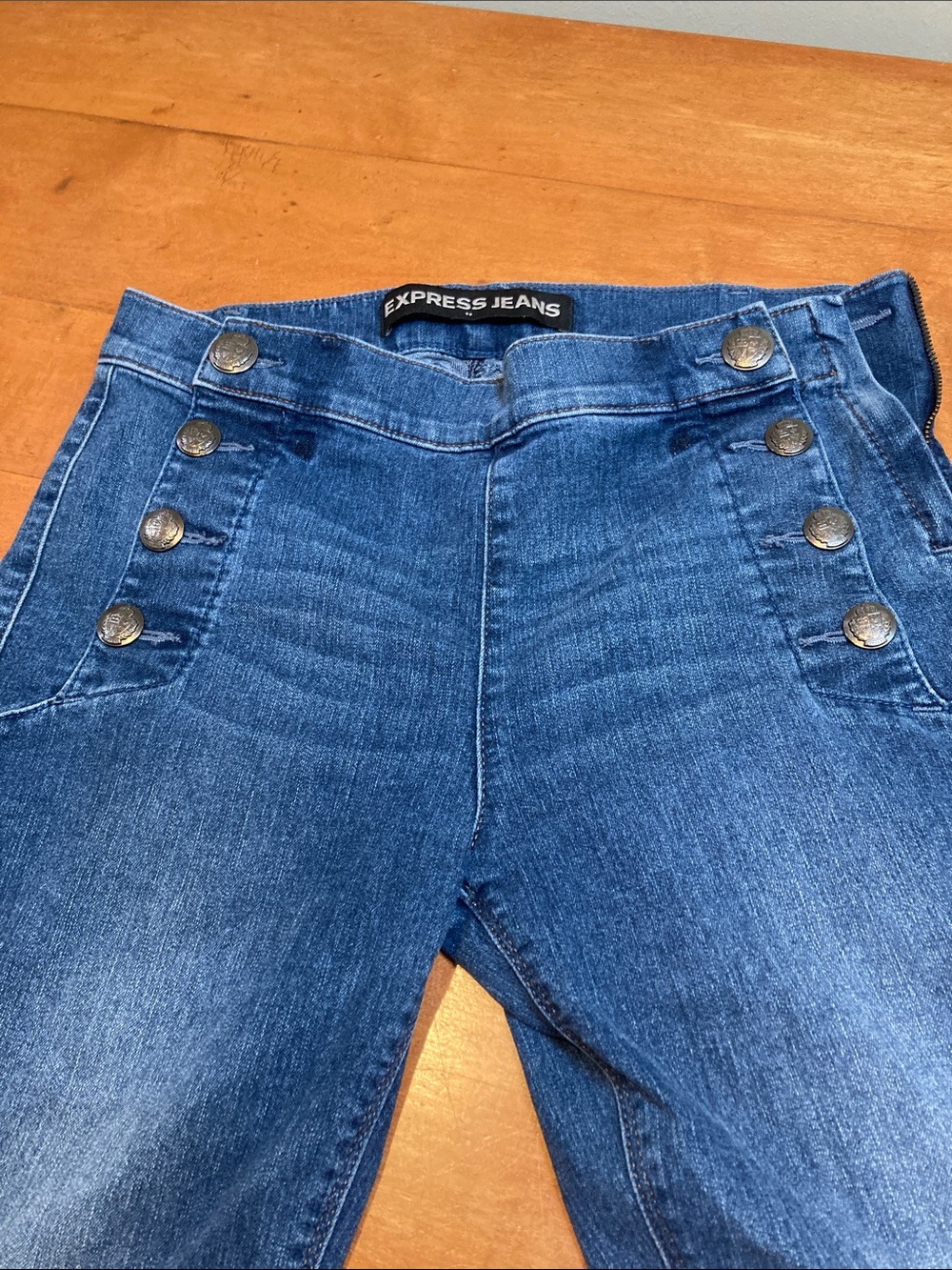 Women's High-Rise Button-Accent Blue Jeans